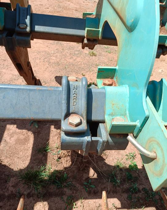 Nardi chisel 7 tines photo